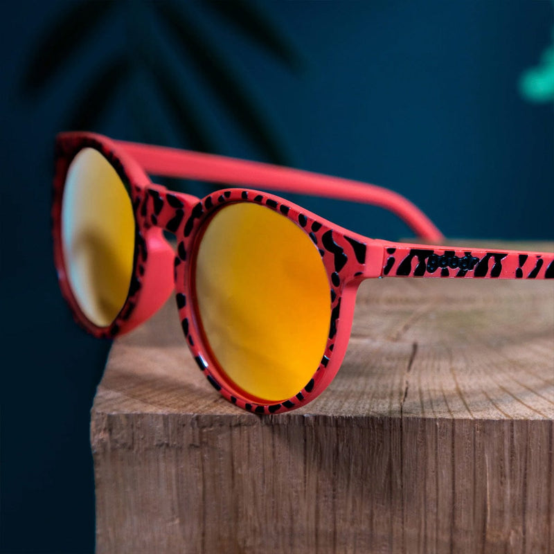 Load image into Gallery viewer, goodr Circle G Sunglasses - Tadpole Dancing
