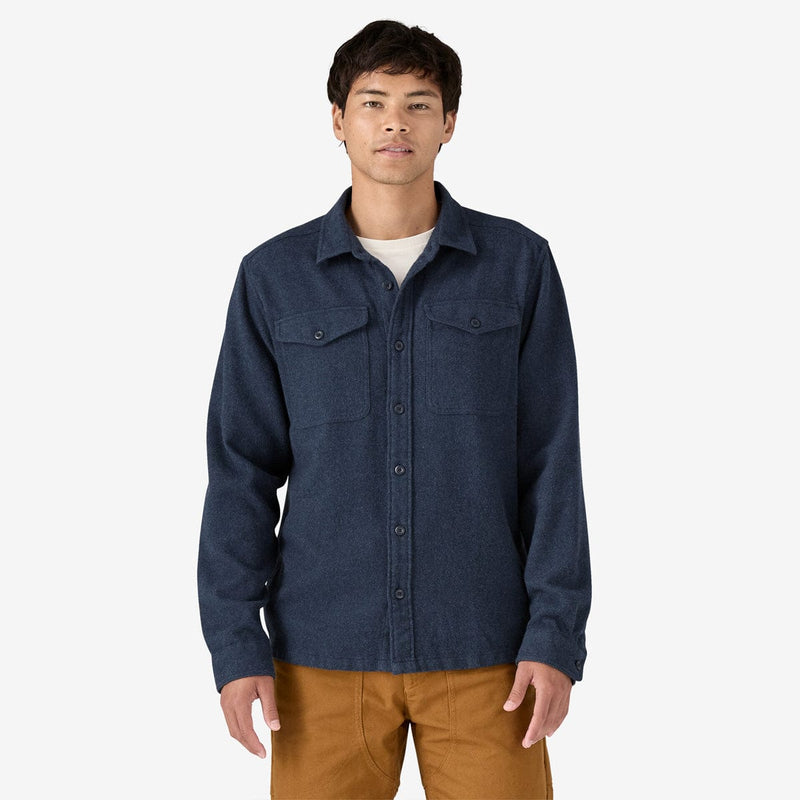 Load image into Gallery viewer, Patagonia Men&#39;s Fjord Flannel Shirt
