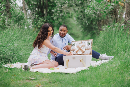 Lemongrove Picnic Basket for 2 - Bees & Lemons by Picnic Time Family of Brands