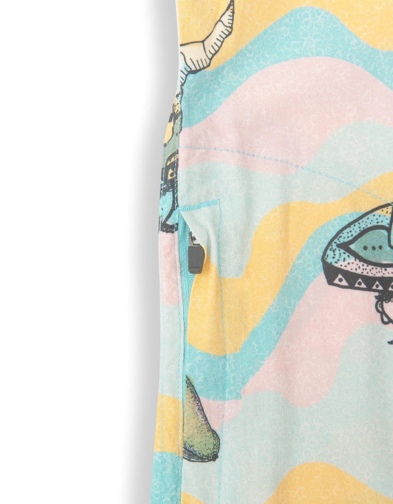 Load image into Gallery viewer, AY CARAMBA - 7-SEAS™ BUTTON UP by Bajallama
